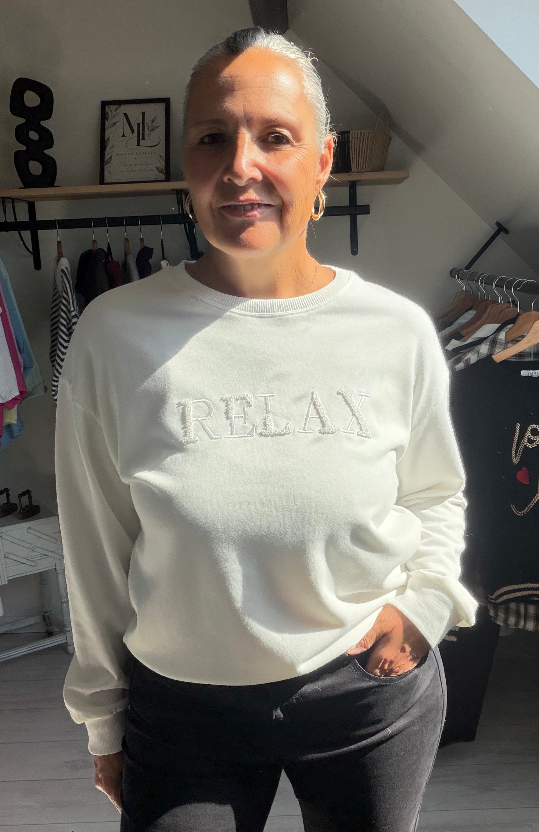 🖤🤍 Sweat RELAX – confort & style casual  Existe en 2 coloris