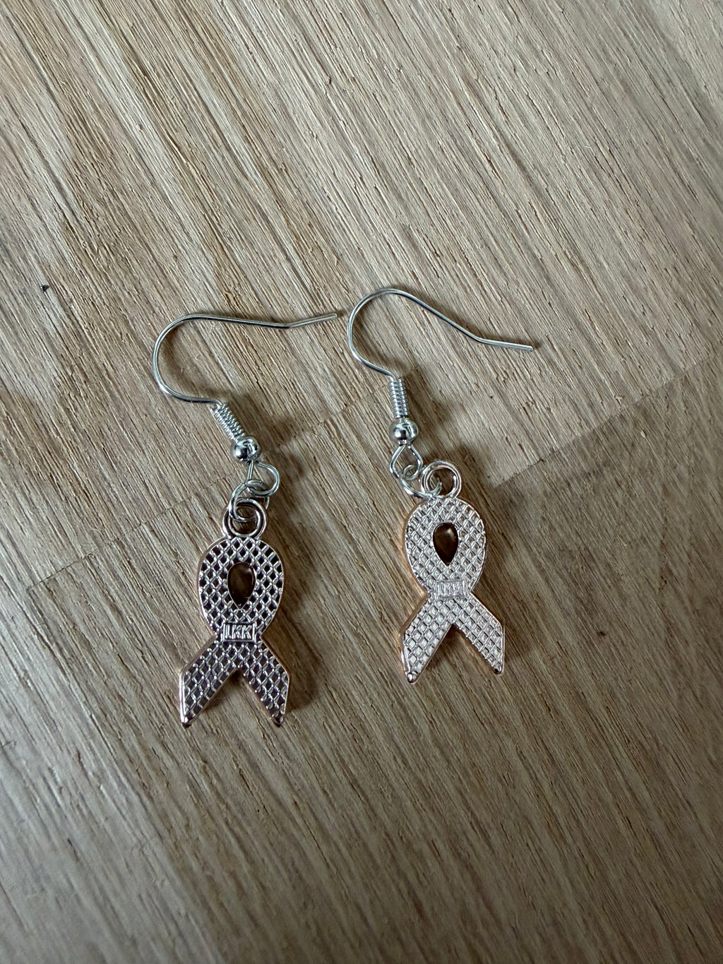 Boucles d’oreilles Octobre Rose 🎀