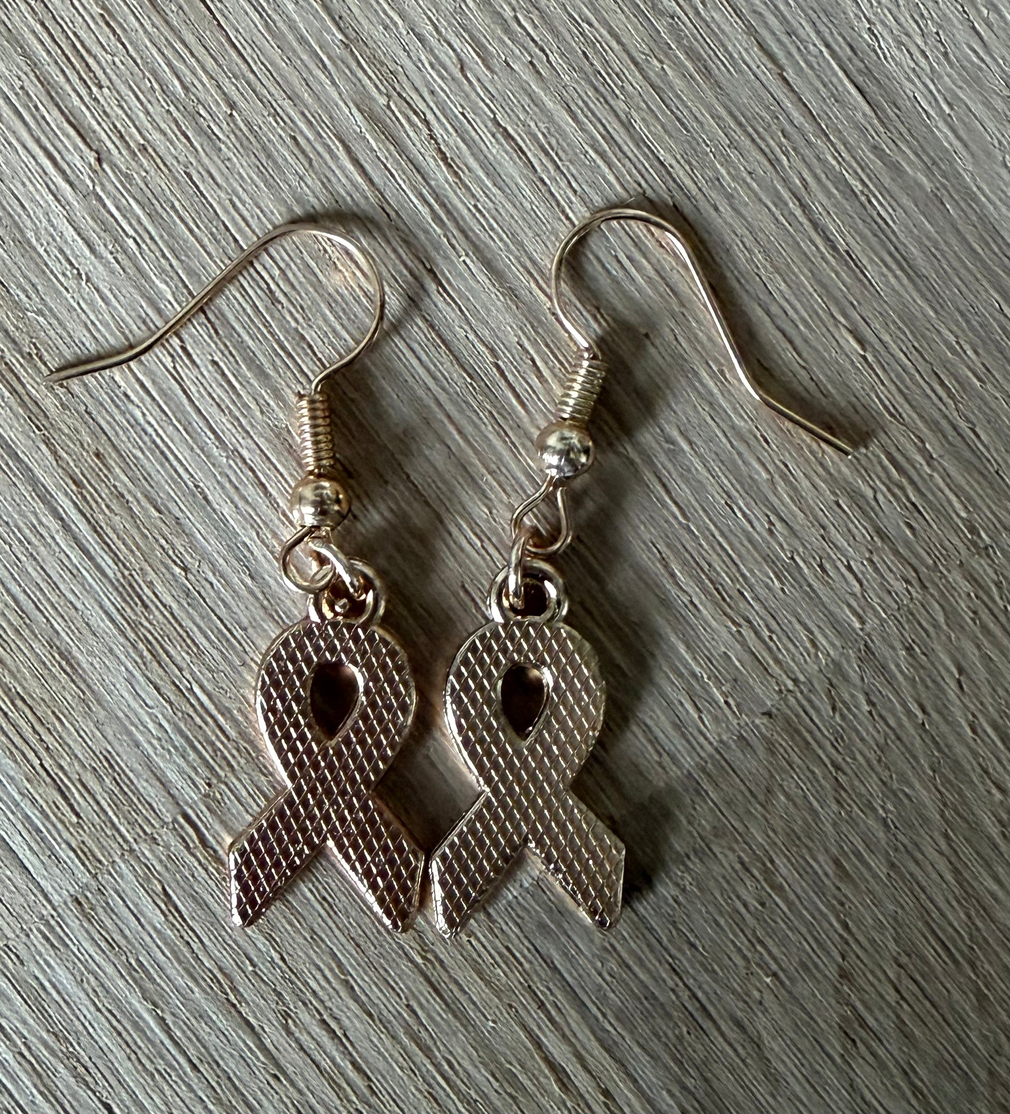 Boucles d’oreilles Octobre Rose 🎀