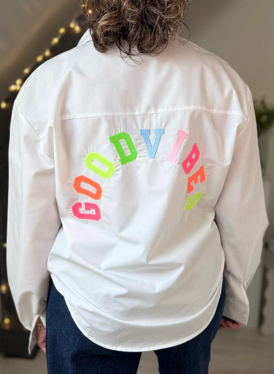 ✨ Chemise Oversize GOOD VIBES – Élégante & Confortable✨
