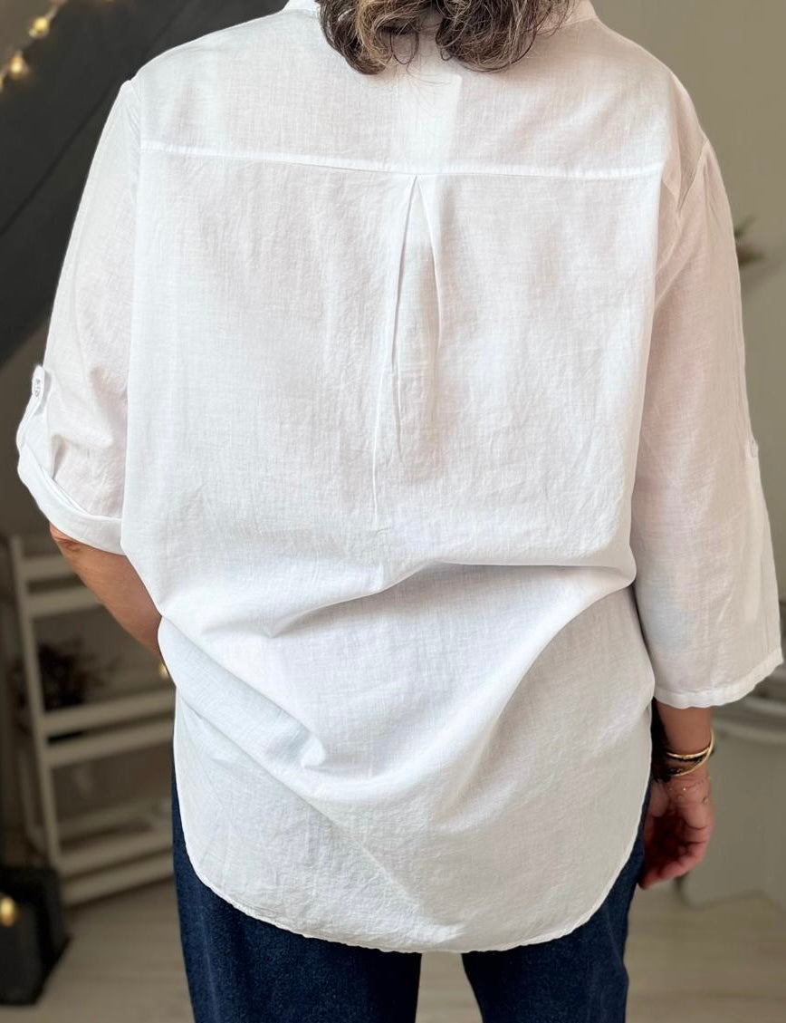 🤍 Tunique Brodée Coton Fluide – Collection Cœurs & Fleurs
