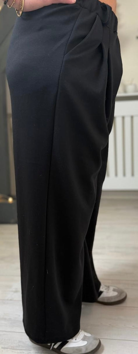 🖤🩶 Pantalon à Pinces – Confort & Style Relax Existe en 2 coloris