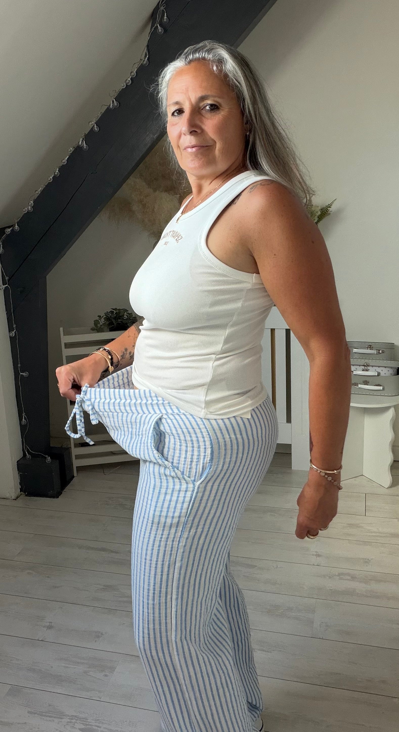 Le pantalon gaze de coton rayé 🤍✨Existe en plusieurs coloris
